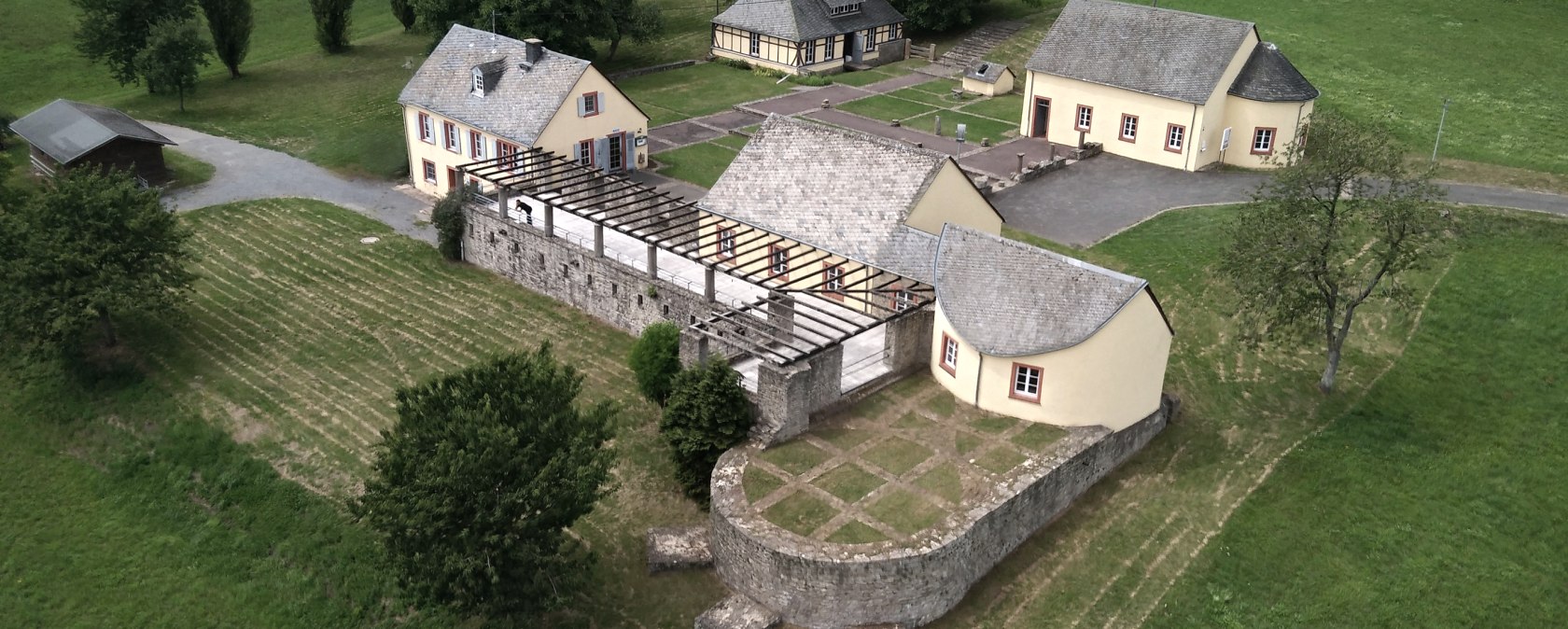 Aufsicht Villa Otrang, © Th. Zühmer RLMT Aufsicht Villa Otrang, © Th. Zühmer RLMT