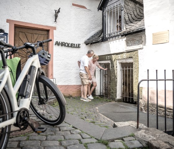 Ahr spring, start of the Ahr cycle path, Blankenheim, © Eifel Tourismus GmbH, Dennis Stratmann Ahr spring, start of the Ahr cycle path, Blankenheim, © Eifel Tourismus GmbH, Dennis Stratmann