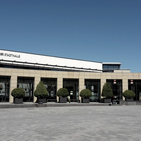 Außenansicht Bitburger Stadthalle Außenansicht Bitburger Stadthalle