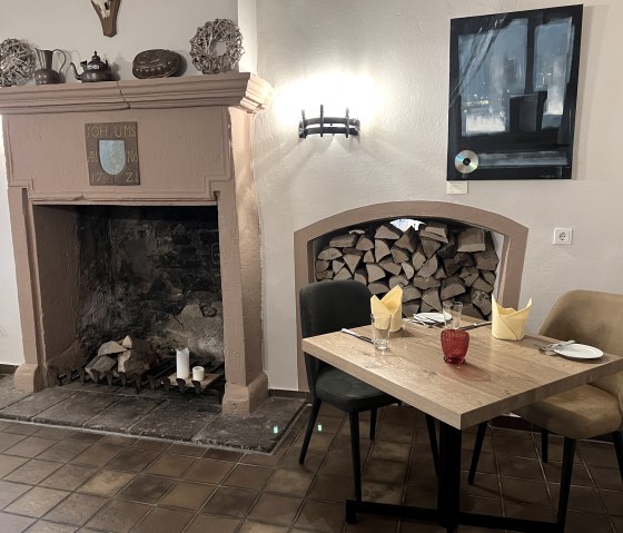 Jagdzimmer mit Kamin, © TI Bitburger Land Jagdzimmer mit Kamin, © TI Bitburger Land