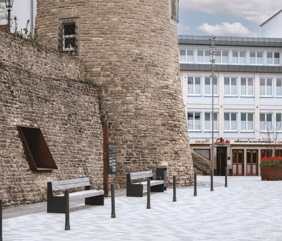 Nebengebäude Loum Nebengebäude Loum