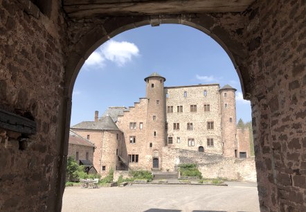 Blick auf Schloss Hamm, © Tourist-Information Bitburger Land Blick auf Schloss Hamm, © Tourist-Information Bitburger Land