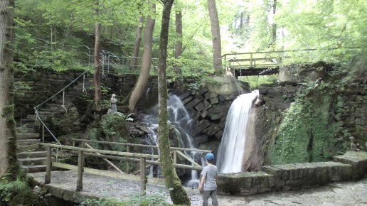 Mariengrotte Albach, © Tourist-Information Bitburger Land Mariengrotte Albach, © Tourist-Information Bitburger Land