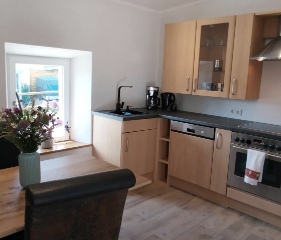 FeWo Hühn Küche(c)TIBitMeS (1) FeWo Hühn Küche(c)TIBitMeS (1)