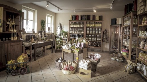 ein breites Sortiment bietet der Hofladen Arens, © Keller Art Design ein breites Sortiment bietet der Hofladen Arens, © Keller Art Design