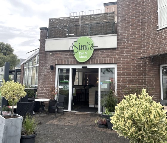 Außenansicht Simis Eat & Meat Mötscherstraße, © TI Bitburger Land Außenansicht Simis Eat & Meat Mötscherstraße, © TI Bitburger Land