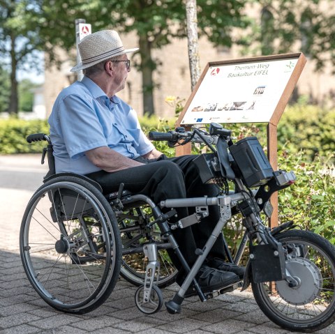 Barrierefreie Angebote - Themenweg Wolsfeld , © Naturpark Südeifel / Thomas Urbany Barrierefreie Angebote - Themenweg Wolsfeld , © Naturpark Südeifel / Thomas Urbany