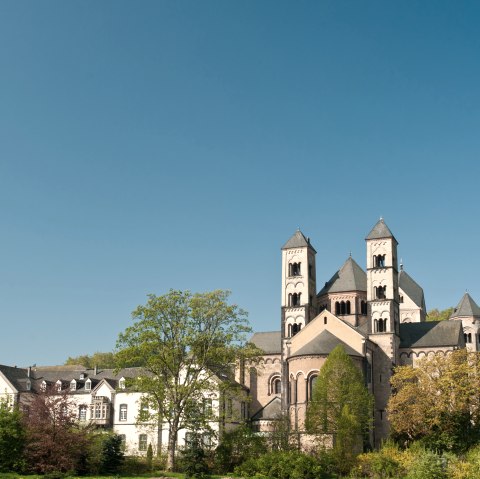 Maria Laach Abbey on Lake Laach, © Dominik Ketz Fotographie / Rheinland-Pfalz Tourismus GmbH Maria Laach Abbey on Lake Laach, © Dominik Ketz Fotographie / Rheinland-Pfalz Tourismus GmbH