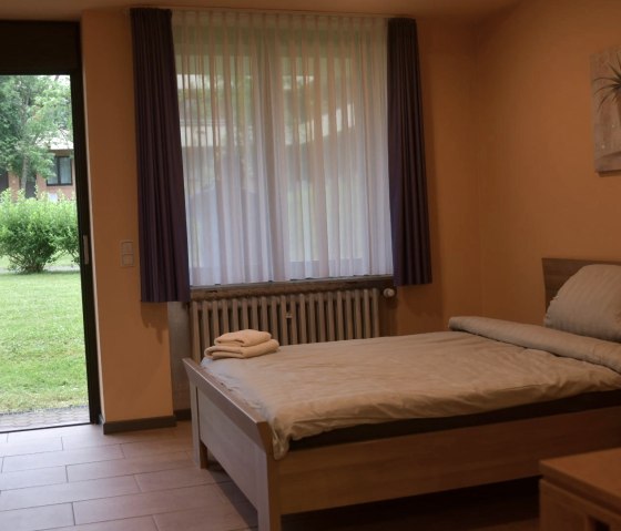 image00033 (2) image00033 (2)