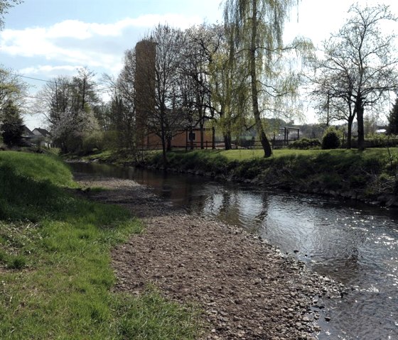 Weg entlang der Nims, © Michael Barg Weg entlang der Nims, © Michael Barg