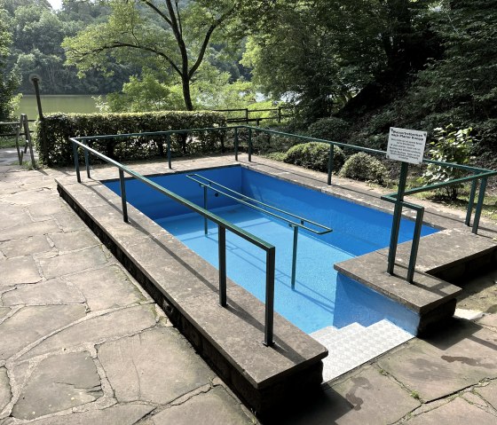 Wassertretbecken in Biersdorf am See, © Nina schmitz Rossler Wassertretbecken in Biersdorf am See, © Nina schmitz Rossler