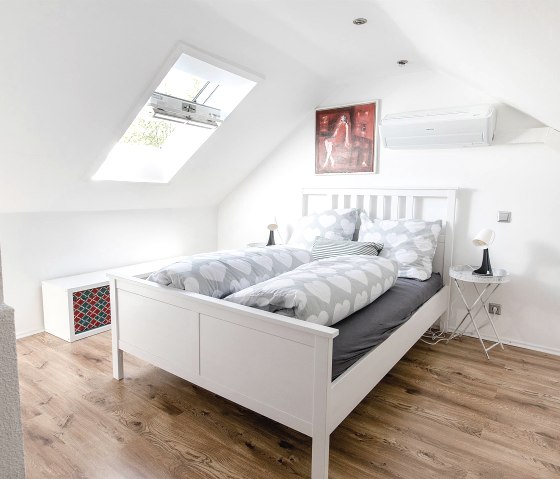 Schlafzimmer 4 (2.OG) Schlafzimmer 4 (2.OG)