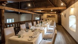 Empore Restaurant Schloss Niederweis, © Schloss Niederweis Empore Restaurant Schloss Niederweis, © Schloss Niederweis