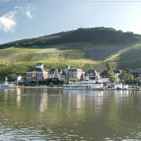 View of the Bernkastel district, © Dominik Ketz / Rheinland-Pfalz Tourismus GmbH View of the Bernkastel district, © Dominik Ketz / Rheinland-Pfalz Tourismus GmbH