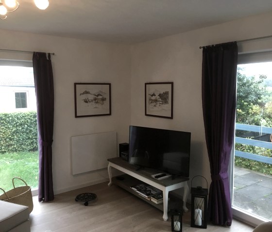 Fernsehtisch im Wohnzimmer - Alte Brennerei, © Dr. Wirges Fernsehtisch im Wohnzimmer - Alte Brennerei, © Dr. Wirges