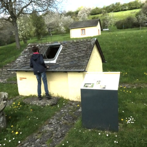 interested child in the Villa Otrang, © Tourist Information Bitburger Land interested child in the Villa Otrang, © Tourist Information Bitburger Land