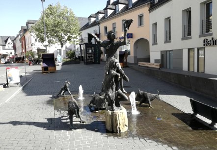 Gäßestrepper Brunnen 2, © TI Bitburger Land