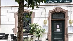 Pizzeria Bella Italia - Eingang, &copy; Tourist-Information Bitburger Land