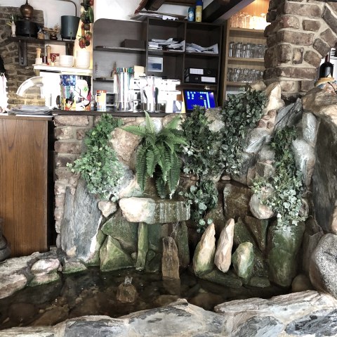 Thekenbereich - Restaurant Zagreb, © Tourist-Information Bitburger Land