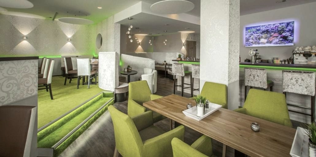 Innenbereich vom Simi&acute;s Eat & Meet, &copy; Simone Billen