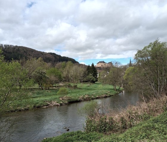 f59b31ff-e081-4690-b939-44222f0c0ffd