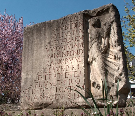 Inscription sur le bâtiment, © TI Bitburger Land