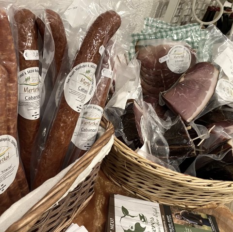 Wurstwaren vom Merteshof, &copy; Christiansm&uuml;hle