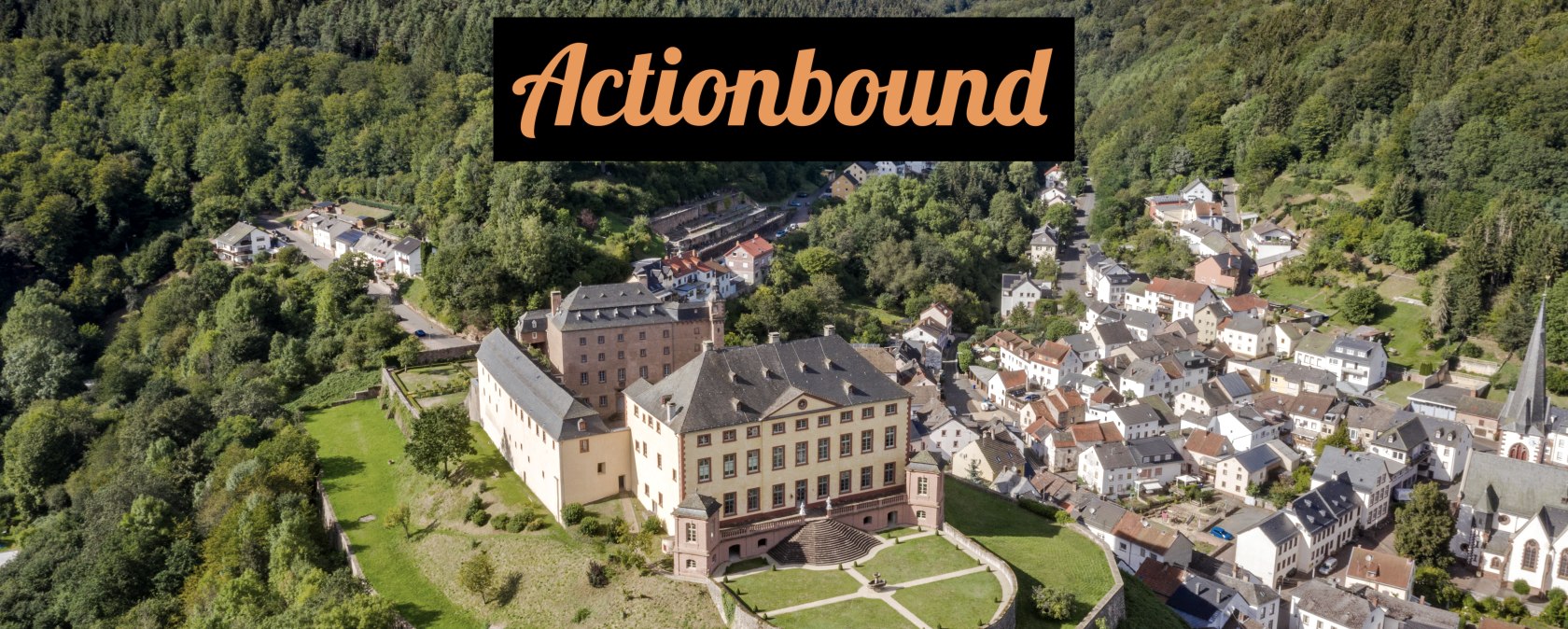 Actionbound Klein_Schloss Malberg Luftaufnahme©team360__Benjamin Treib, © TI Bitburger Land