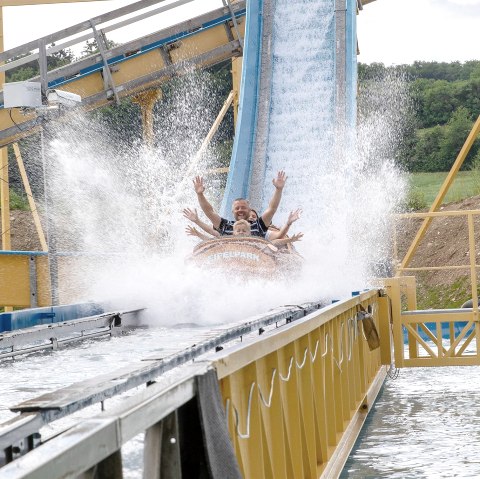 Eifelpark Wildwasserbahn Pirateninsel, © Eifelpark Gondorf