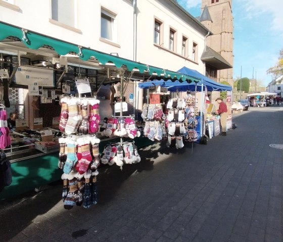 St&auml;nde auf dem Herbstmarkt, &copy; TI Bitburger Land