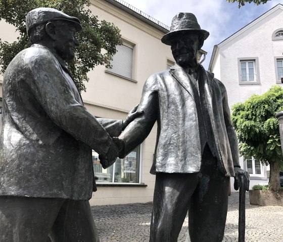 Figuren am Pferdemarkt, © Tourist-Information Bitburger Land