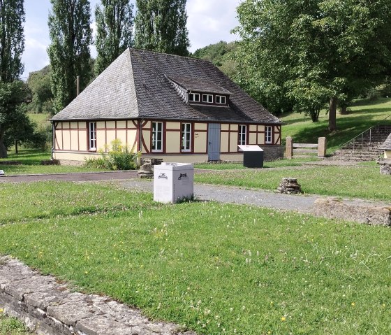 Villa Otrang au&szlig;en(c)TIBitMeS, &copy; Tourist-Information Bitburger Land