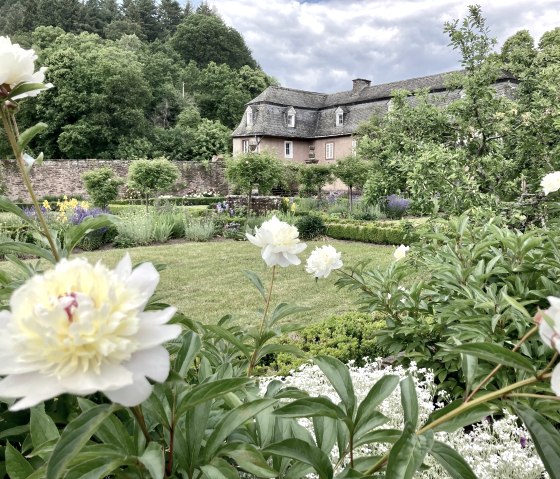 Blick auf den Eisernen Garten u. das alte Brauhaus, &copy; TI Bitburger Land