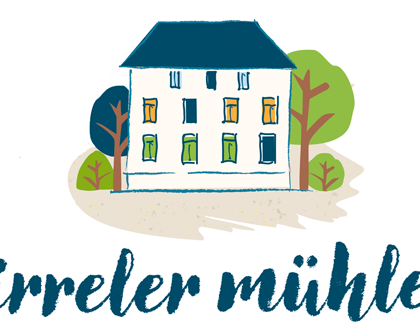 Ein einfaches, stilisiertes Bild eines Hauses mit bunten Fenstern und Bäumen. Darunter steht der Schriftzug "irrelere mühle".