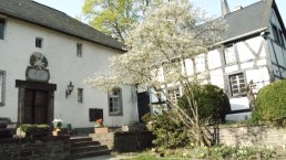 Ansicht Haupthaus und Mietobjekt, &copy; Graichen