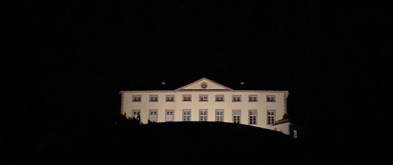 Schloss Malberg im Dunkeln, &copy; TI Bitburger Land