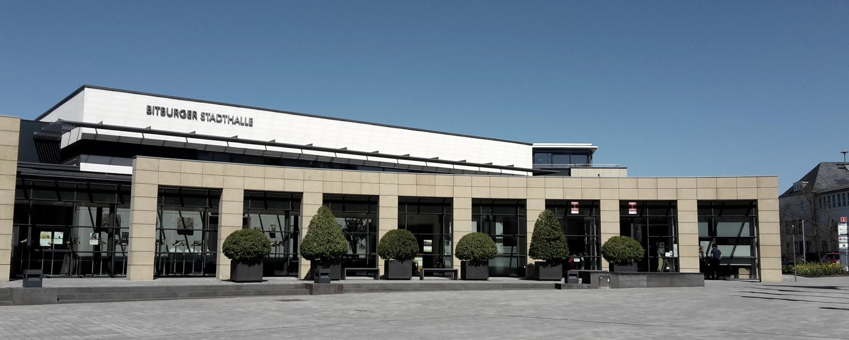 Außenansicht Stadthalle Bitburg, © TI Bitburger Land