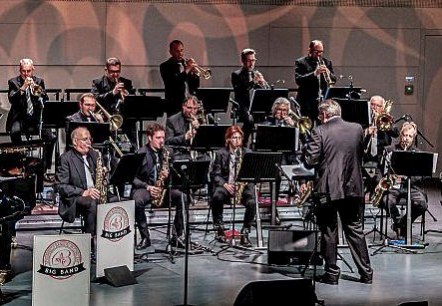 Bankers, &copy; Emile Mentz