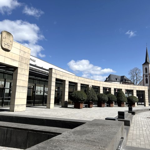 Außenansicht Bitburger Stadthalle, © TI Bitburger Land