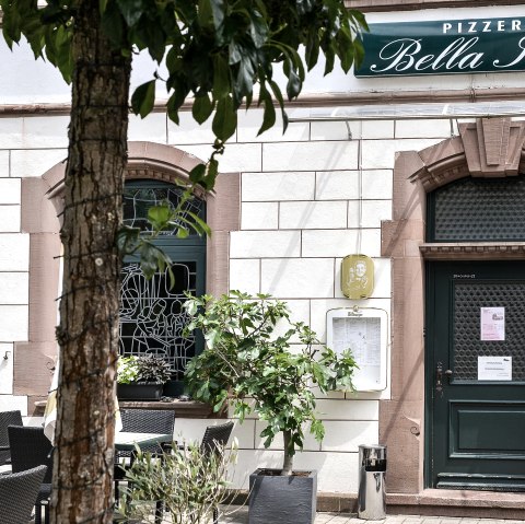 Pizzeria Bella Italia - Eingang, © Tourist-Information Bitburger Land