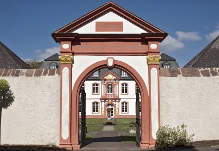 Eingangsportal, © Tourist-Information Bitburger Land
