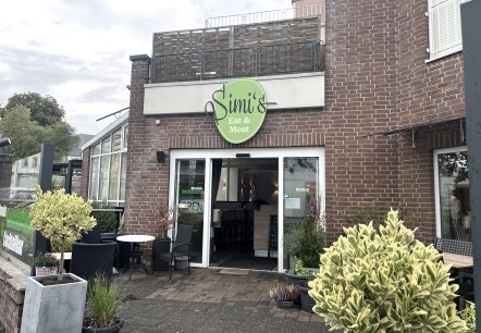 Außenansicht Simis Eat & Meat Mötscherstraße, © TI Bitburger Land