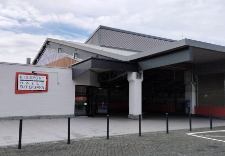 Eissporthalle Bitburg au&szlig;en, &copy; TI Bitburger Land