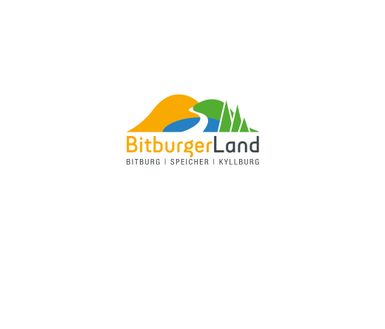 Logo Tourist-Information Bitburger Land, es zeigt Berge, Bäume und Fluss sowie den Schriftzug Bitburger Land