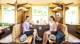 Kaffeepause im Caf&eacute; Stullwerk, Eisenbahnmuseum, &copy; Eifel Tourismus GmbH, Dominik Ketz