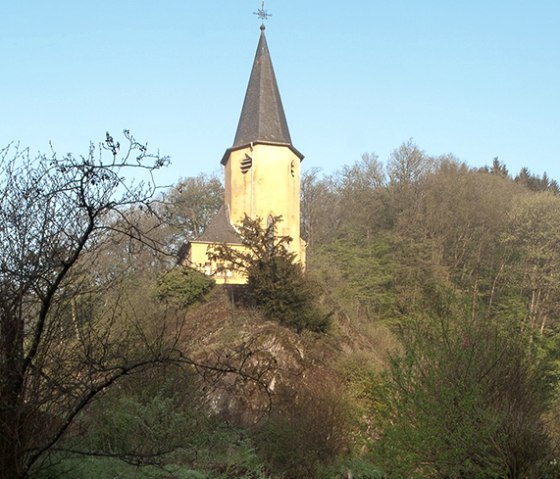 Muurpad Weidingen, bedevaartskerk, &copy; Naturpark S&uuml;deifel, V. Teuschler