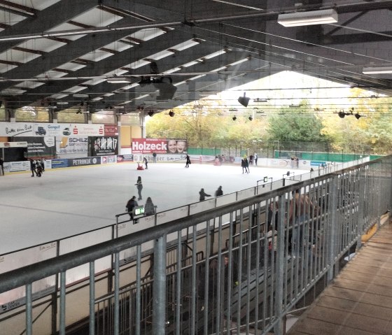 Eissporthalle Bitburg innen, &copy; TI Bitburger Land