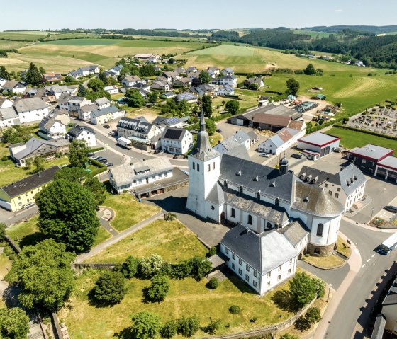 View of Bleialf, along the stream path, &copy; Eifel Tourismus GmbH, Dominik Ketz