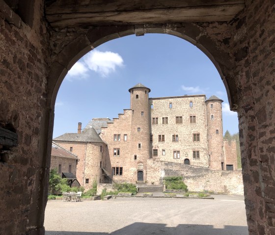 Blick auf Schloss Hamm, © Tourist-Information Bitburger Land