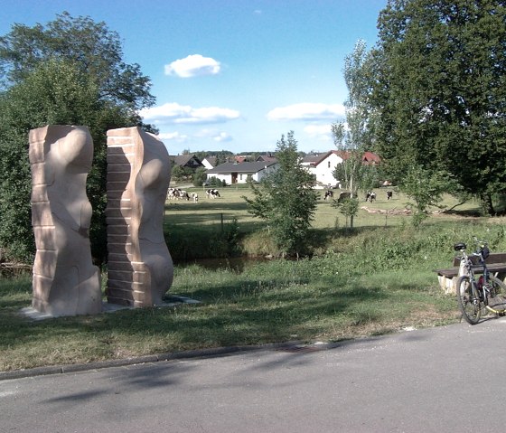 Nims fietspad: zandstenen sculptuur, © TI Bitburg/F. Schaal